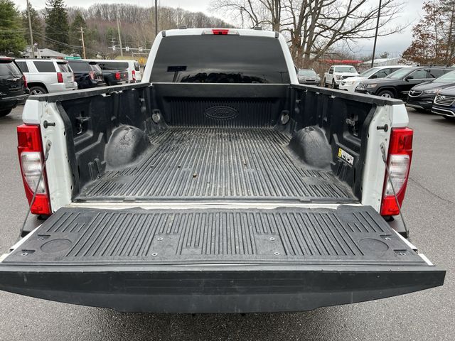 Used 2022 White Ford XL image 21