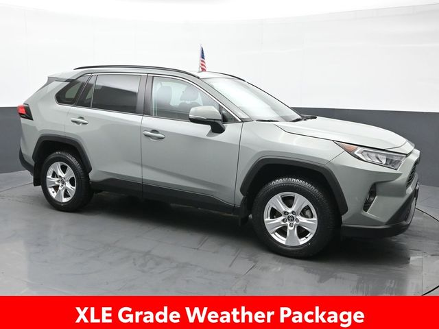 2021 Toyota RAV4 XLE 10