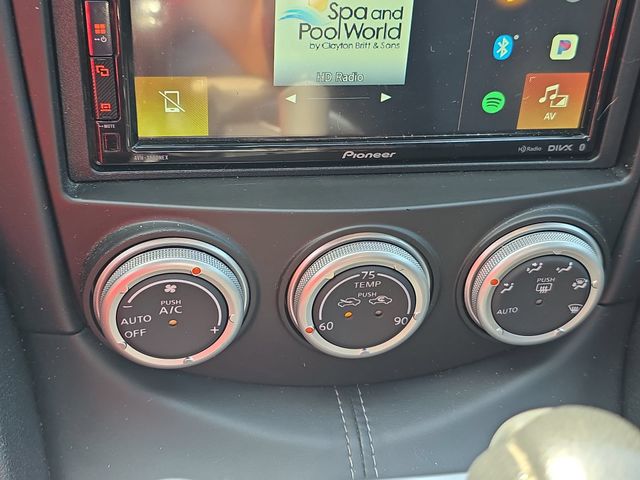 Used 2020 White Nissan Base image 22