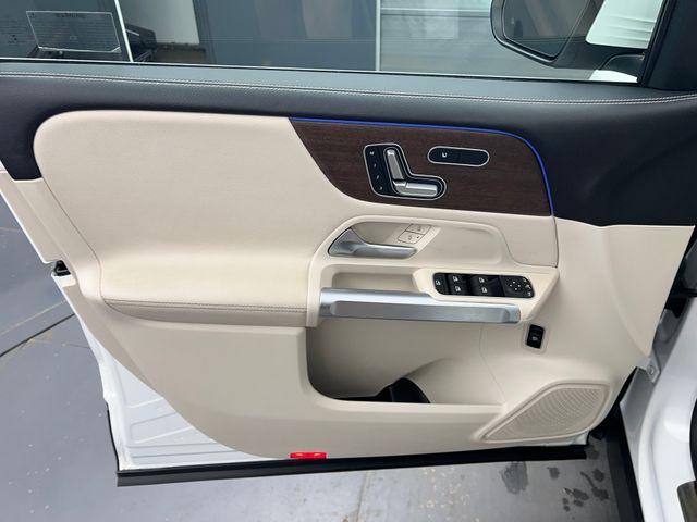 2023 Polar White Mercedes-Benz GLB GLB 250 FWD SUV