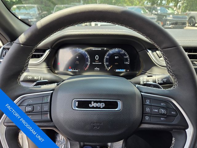 Used 2025 Jeep Grand Cherokee SUV