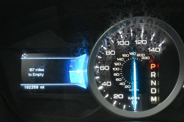 Used 2014 Silver Ford Limited image 31