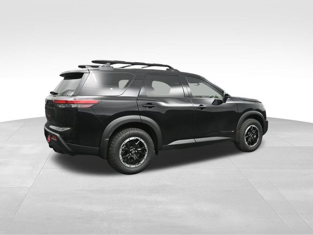 2025 Nissan Pathfinder Rock Creek 2