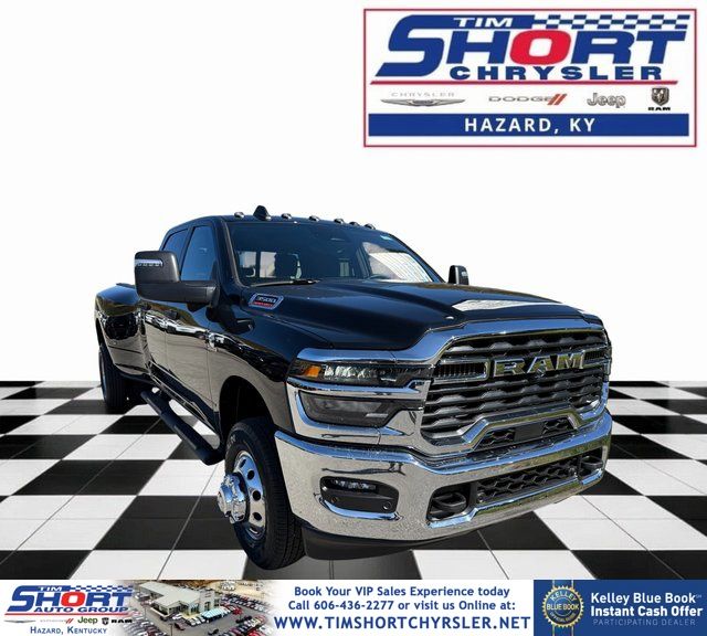 2026 RAM 3500 Tradesman Crew Cab LB DRW 4WD