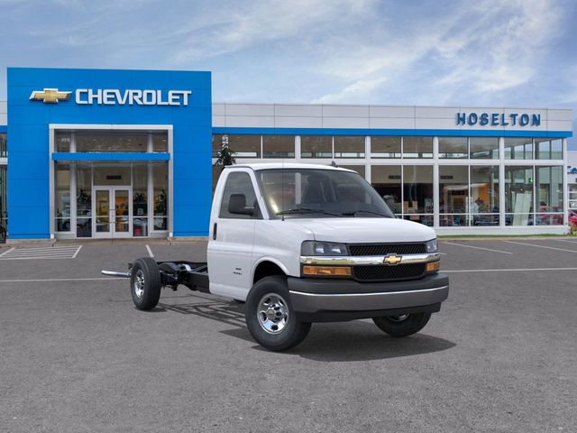 2026 Chevrolet Express Chassis 3500 Cutaway 159