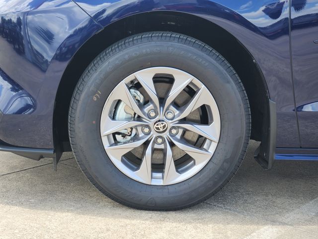 2026 Toyota Sienna LE  at Don McGill Toyota