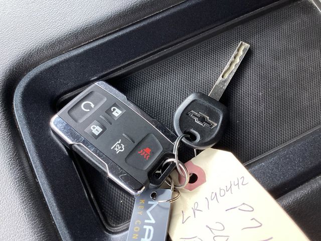 Used Car 2020 Chevrolet Tahoe  Ls For Sale Under $30,000 In San Antonio, Texas