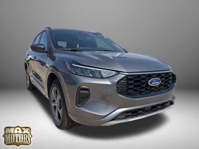 2024 Ford Escape ST-Line 2