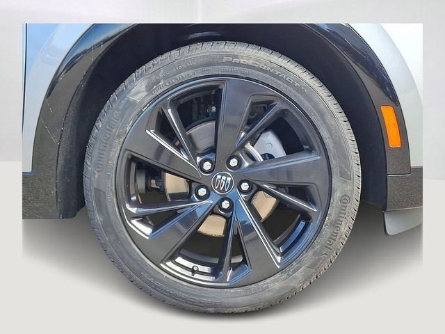 used 2025 Buick Envision car, priced at $32,640