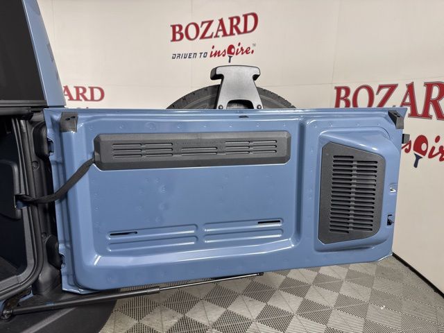 2025 Azure Gray Metallic Tri-Coat Ford Bronco Outer Banks 4X4 SUV