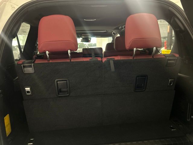 Certified Used 2021  Lexus 460 image 24