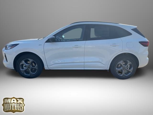 2024 Ford Escape ST-Line 4