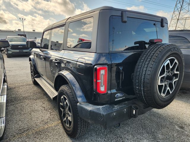 2025 Ford Bronco Outer Banks - 3