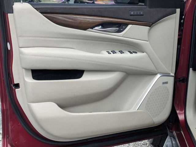 Used 2018 Cadillac Escalade Luxury 4D Sport Utility