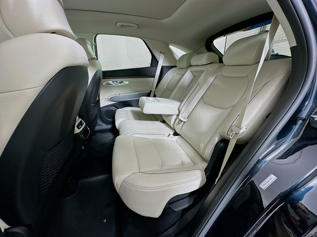 2025 Genesis GV70 Advanced 25