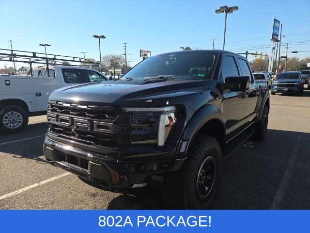 2025 Ford F-150 Raptor SuperCrew 4WD
