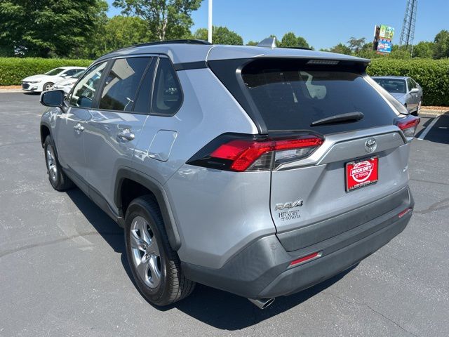 2023 Toyota RAV4 XLE - Photo 11