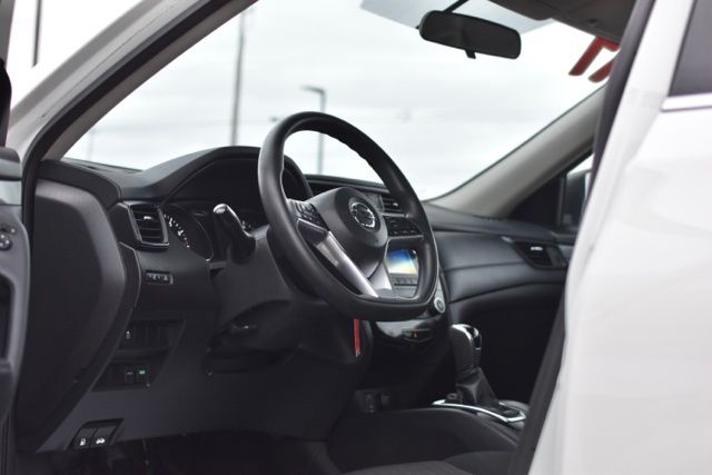 Used 2017 Nissan Rogue SL 4D Sport Utility