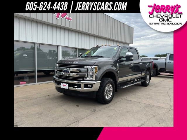2019 Ford F-250 Super Duty Lariat Crew Cab 4WD