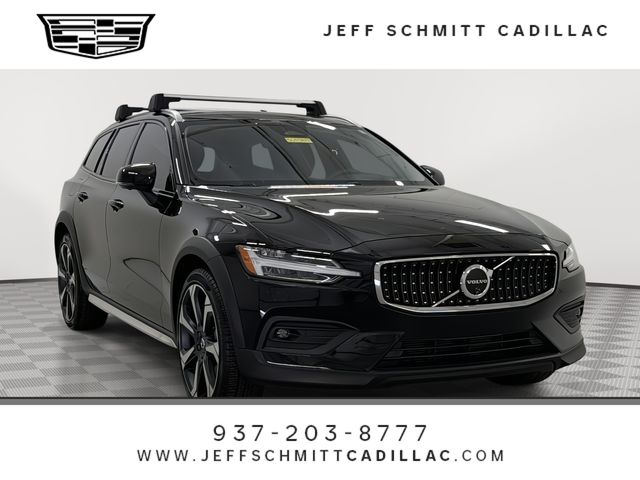 2025 Volvo V60 Cross Country B5 Ultra AWD