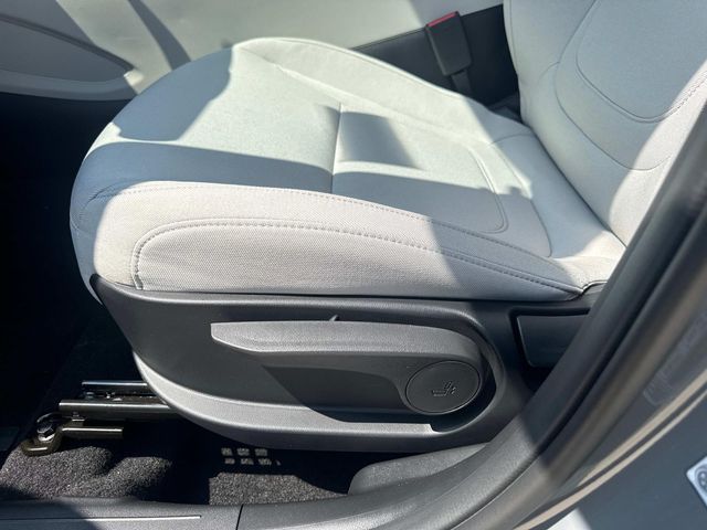 New 2026 Gray Hyundai SE image 17