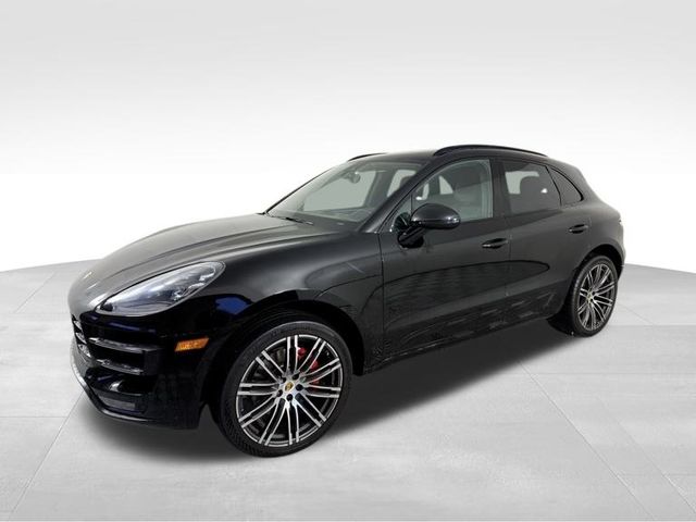 2017 Porsche Macan Turbo 3