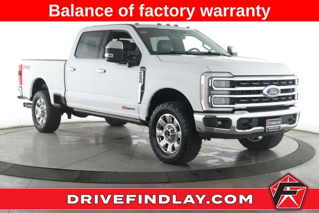 White 2023 Ford F-250 Super Duty Pickup Truck Four-Wheel Drive Automatic