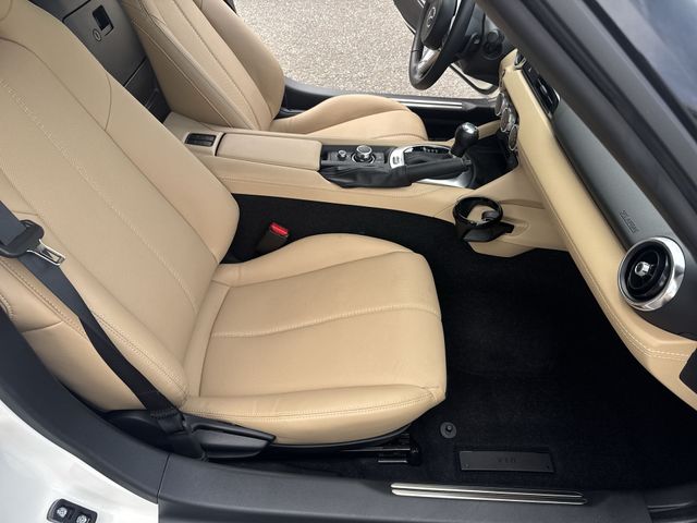 Used 2024 White Mazda Grand Touring image 10