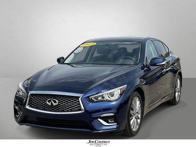 2023 INFINITI Q50 LUXE