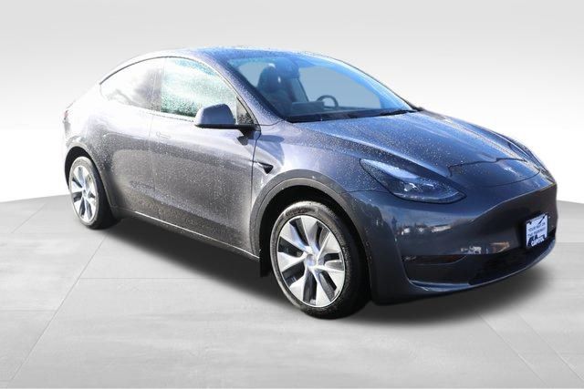 2023 Tesla Model Y Long Range 19