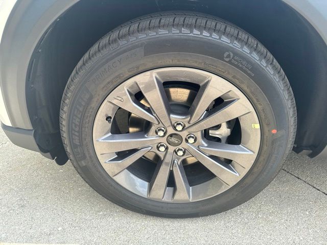 New 2026 White Ford Active image 11