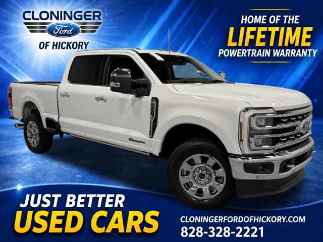 Oxford White 2024 Ford F-250 Super Duty Pickup Truck Four-Wheel Drive Automatic