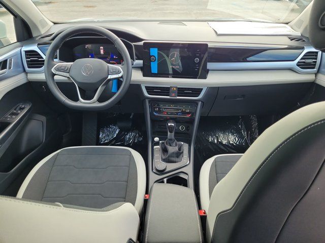New 2026 White Volkswagen 1.5T SE image 2