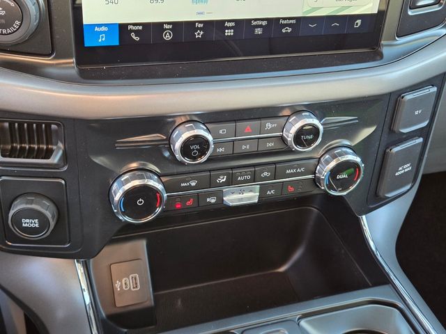 New 2026 Ford F-150 SuperCrew 5.5' Box XLT