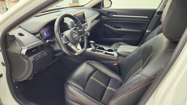 2024 Nissan Altima 2.5 SR - 8
