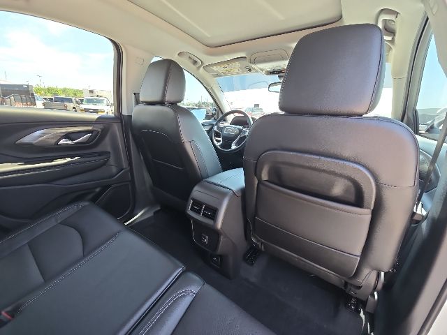 2024 GMC Terrain SLT:L44130A