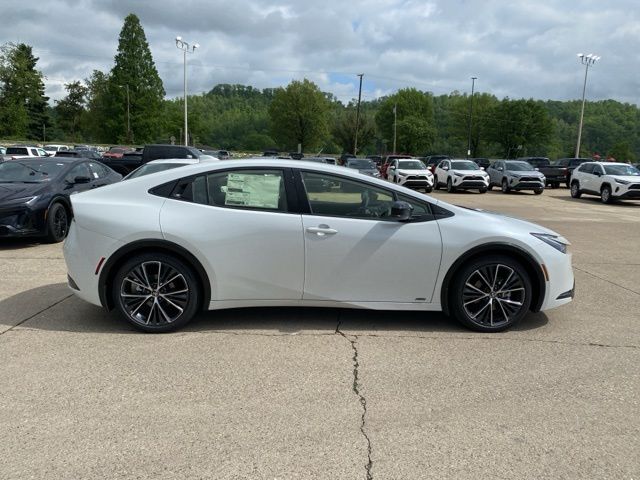 2025 Toyota Prius Limited photo