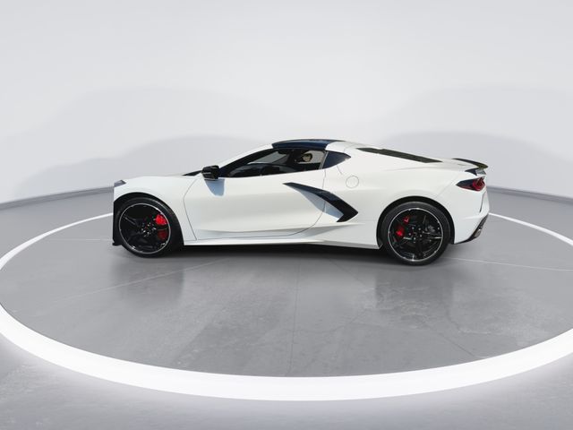 Used 2024 White Chevrolet Stingray image 7