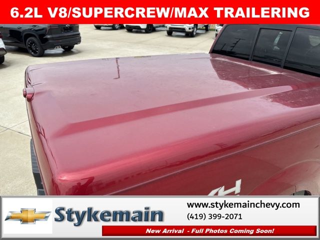 View vehicle photo 7