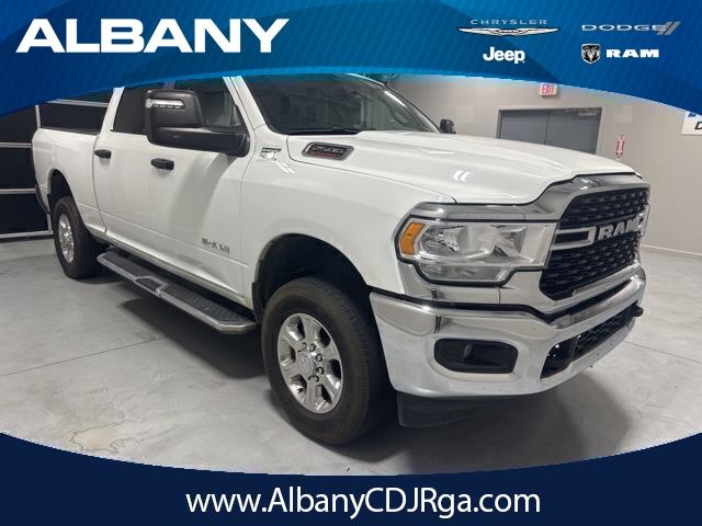 2024 RAM 2500 Big Horn Crew Cab 4WD