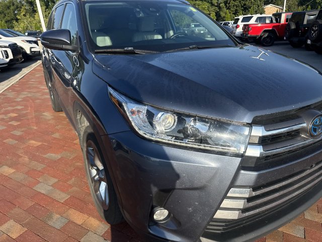 Used 2018 Toyota Highlander Hybrid SUV