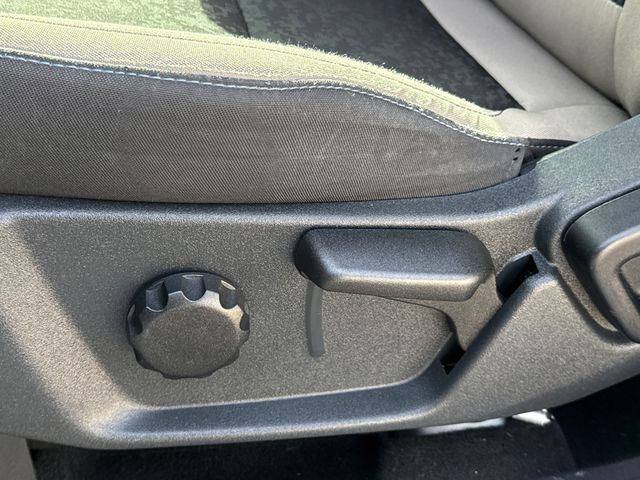 Certified Used 2022 White Ford Wildtrak image 15