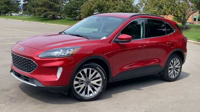 2022 Ford Escape Titanium 4