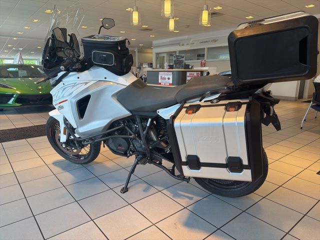 2015 – KTM – Super Adventure