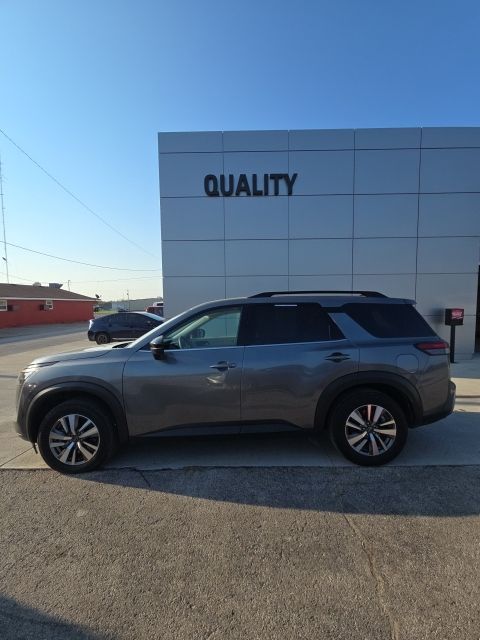 2026 Nissan Pathfinder SL FWD