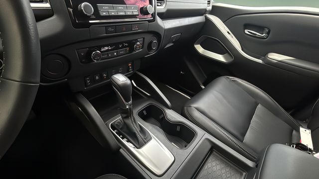 Used 2024 White Nissan SL image 15