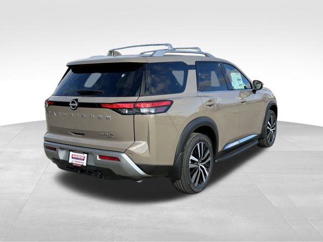 2024 Nissan Pathfinder Platinum 3