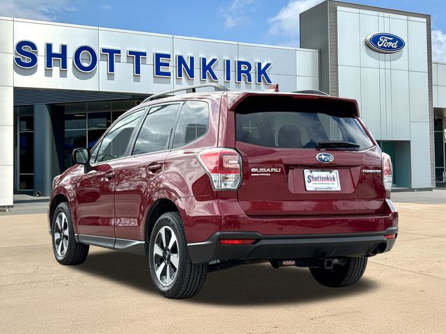 Used 2018 Red Subaru 2.5i Premium image 6