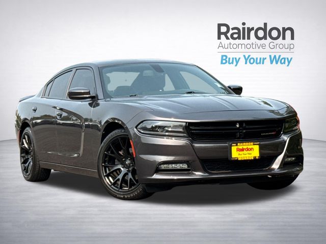  2017 Dodge Charger SXT RWD   