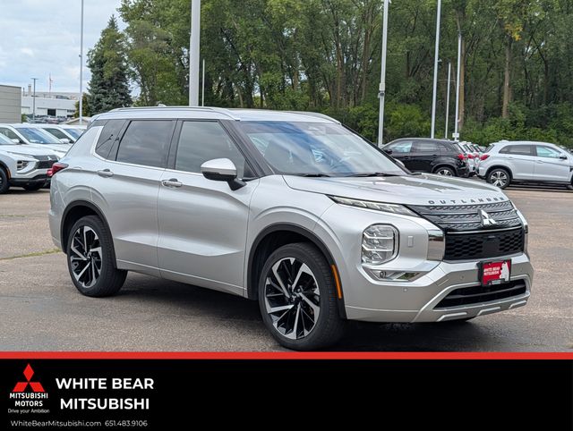 Alloy Silver Metallic 2022 Mitsubishi Outlander SUV / Crossover All-Wheel Drive Continuously Variable Transmission
